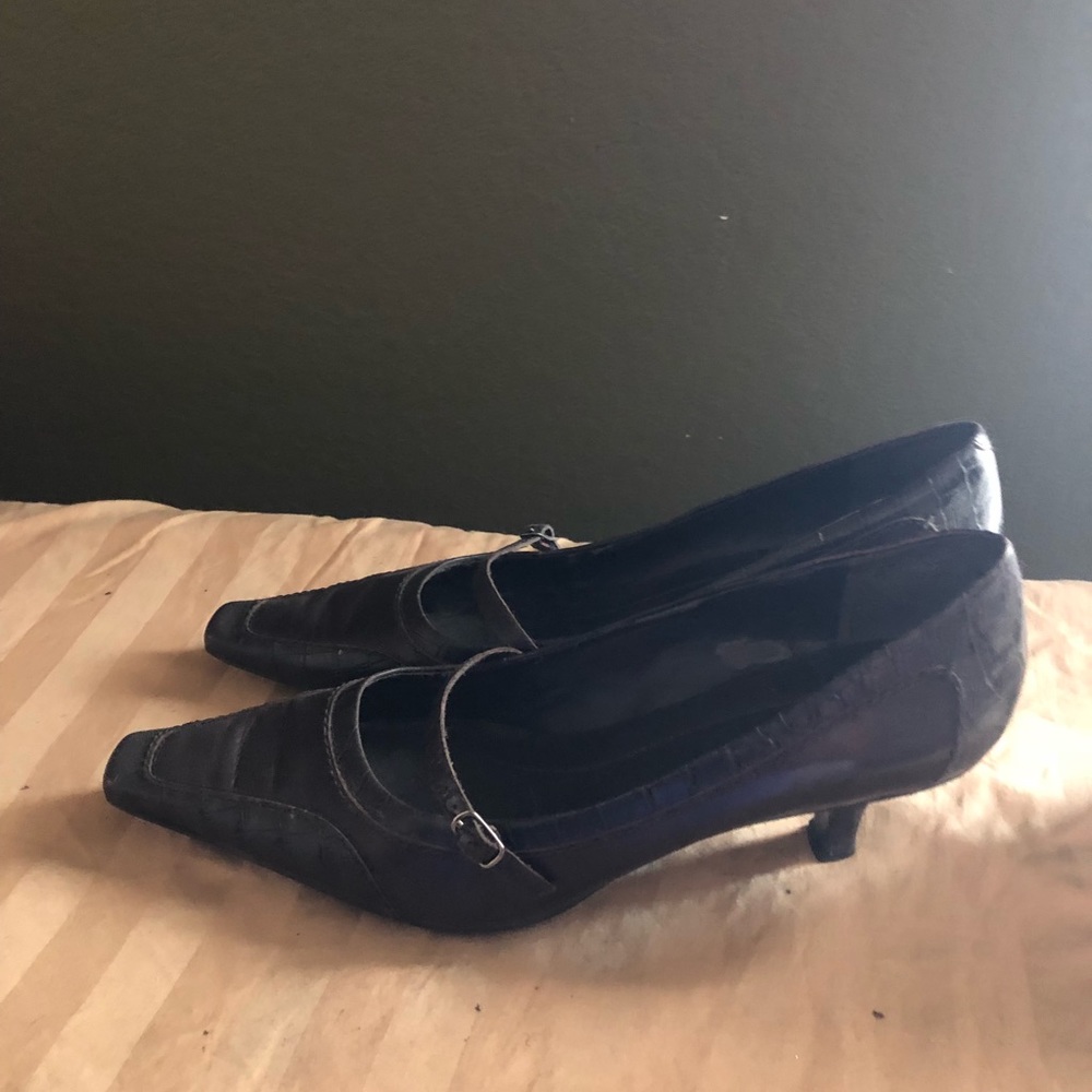Work shoe - Picture 2 of 3